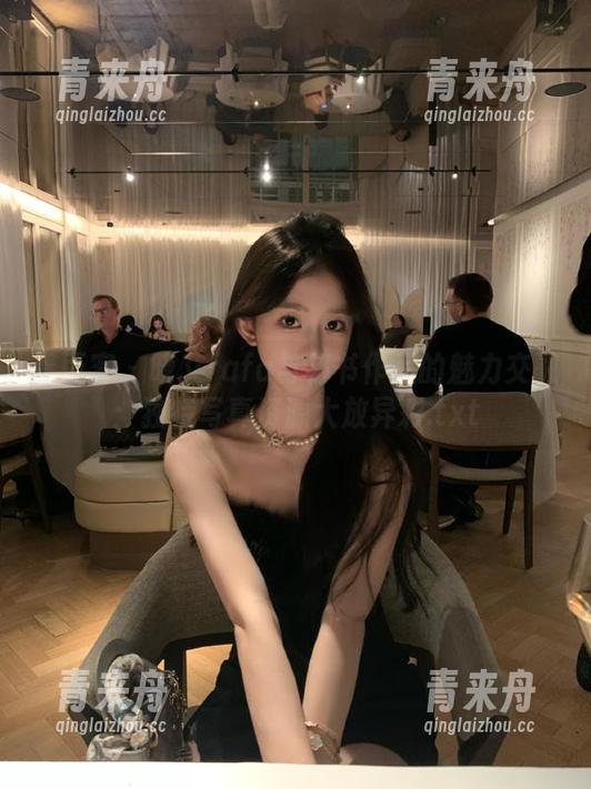 青豆客-晓艾fafa 青豆客 - 晓艾fafa与秘书作品的魅力交融:独特写真资源大放异彩.txt