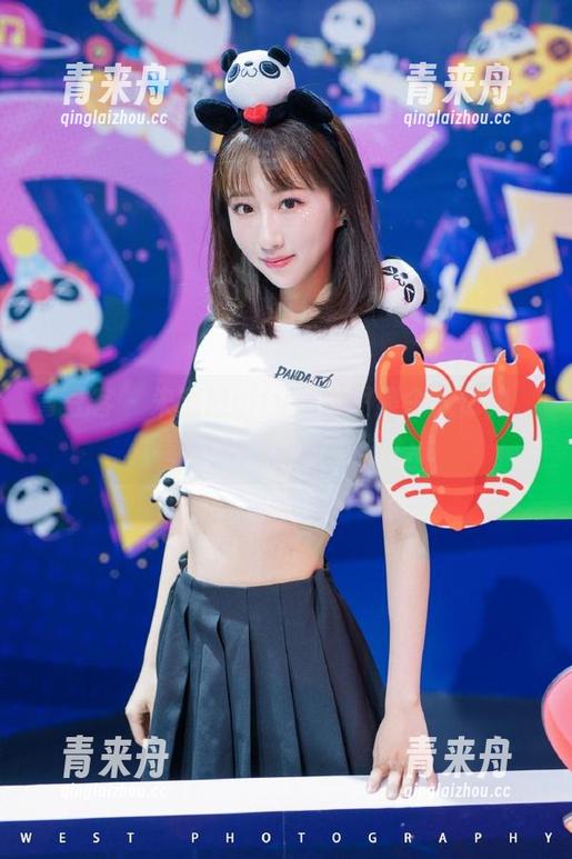 青豆客 - 朱赢Molly奶牛图集令人惊艳，下载珍藏每一份感动.txt