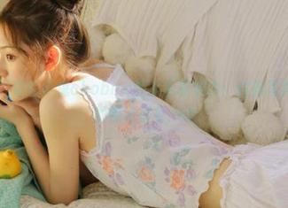 青豆客 – 探索歆小兔chobits的水手服魅力：优雅写真作品带来的视觉享受.txt