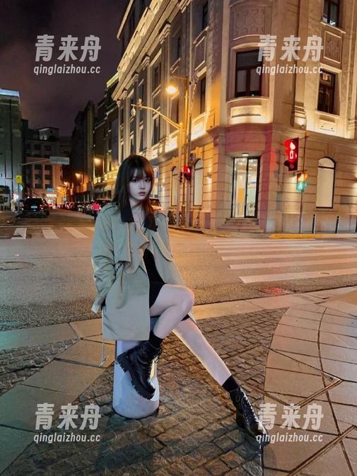 魅妍社-周小然 魅妍社 - 周小然水手服写真:作品中展现每一寸细腻的美.txt