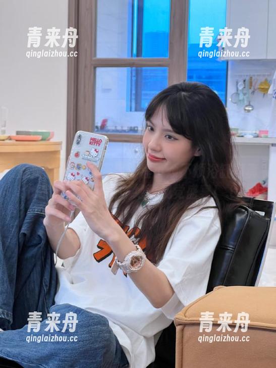 魅妍社 - 快来下载！程小烦不烦浴缸写真作品已放入网盘，绝对视觉盛宴！.txt