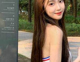 魅妍社 – 陈雅漫VICKY女友写真，捕捉高清壁纸中的浪漫与优雅.txt