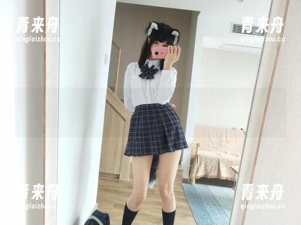 在魔物喵nigisa的粉色天地中：全套写真记录着我的‘奇妙旅程’.txt